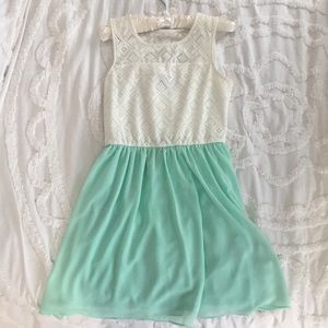 Ivory lace and mint sun dress.